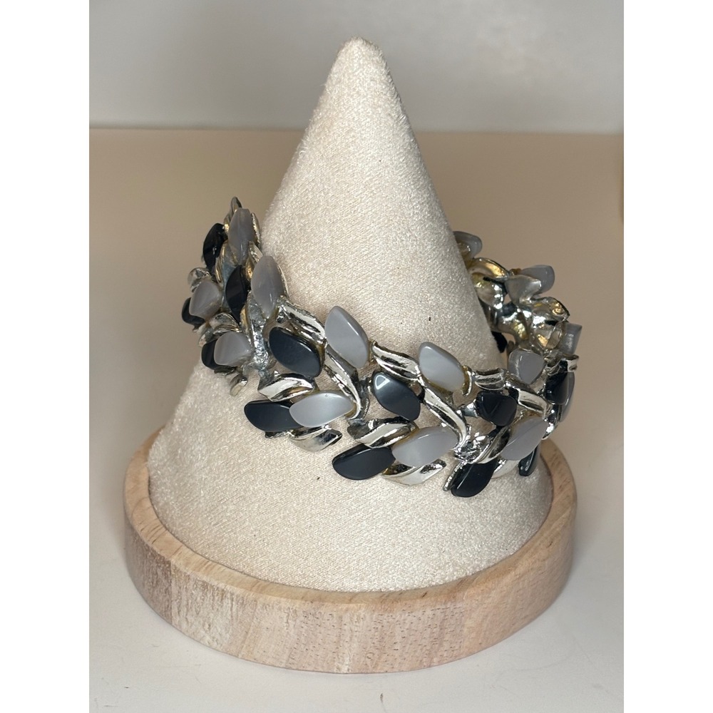 Vintage Thermoset Bracelet Leaf Link Silver Tone Black Gray